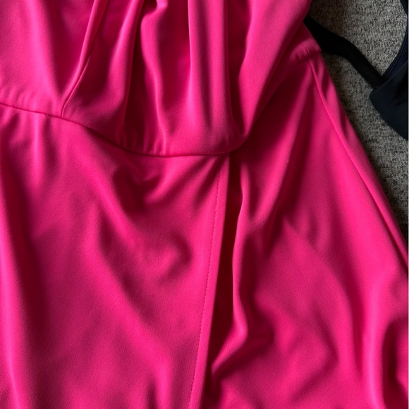 Hot Pink Formal halter dress size M - Picture 5 of 7